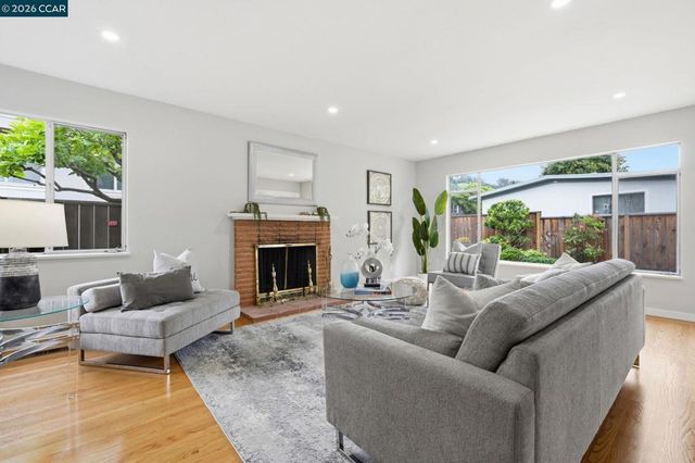 7204 Blake St, El Cerrito, CA 94530