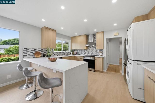 7204 Blake St, El Cerrito, CA 94530