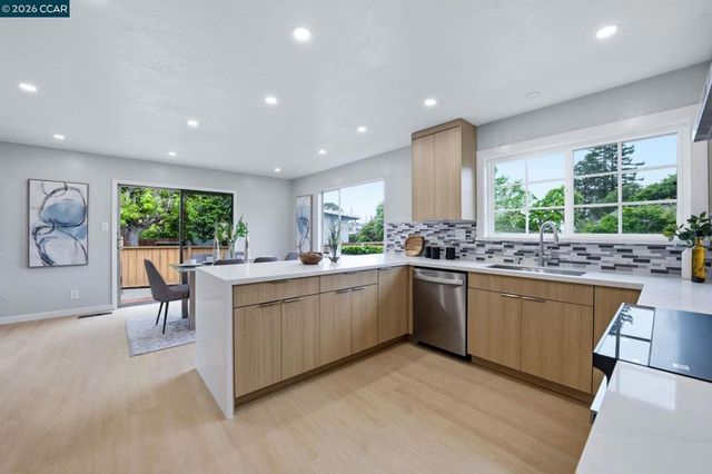 7204 Blake St, El Cerrito, CA 94530