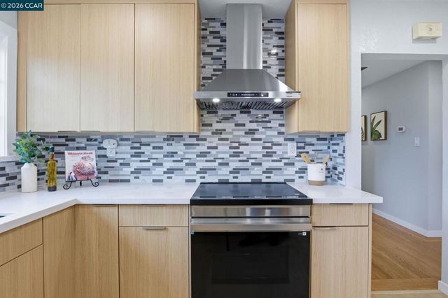 7204 Blake St, El Cerrito, CA 94530