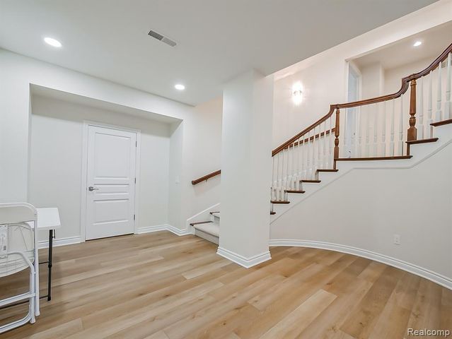 3586 Walnut Brook Drive, Rochester Hills, MI 48309