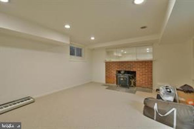 4007 49TH ST NW, Washington, DC 20016