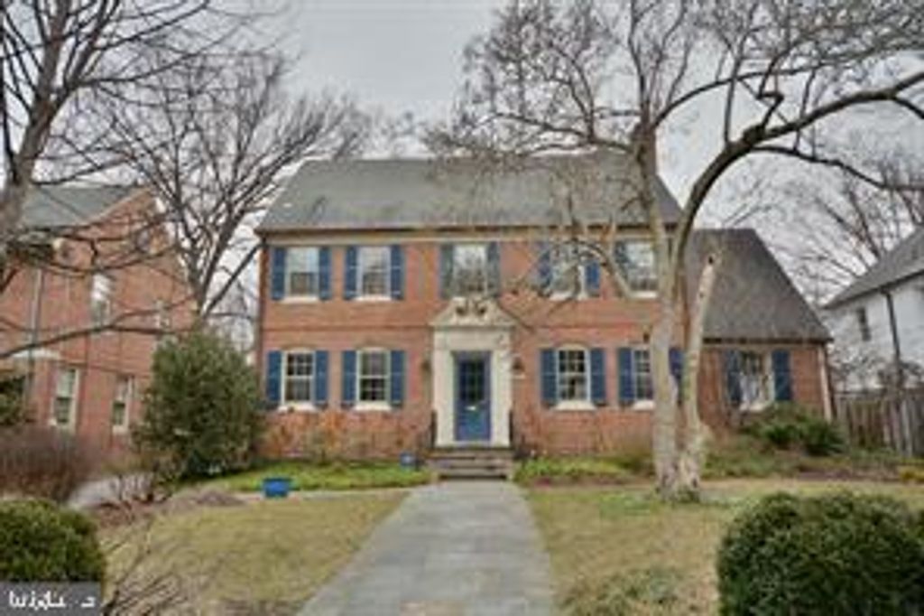 4007 49TH ST NW, Washington, DC 20016