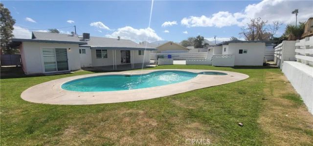 43035 Warner Trail, Palm Desert, CA 92211