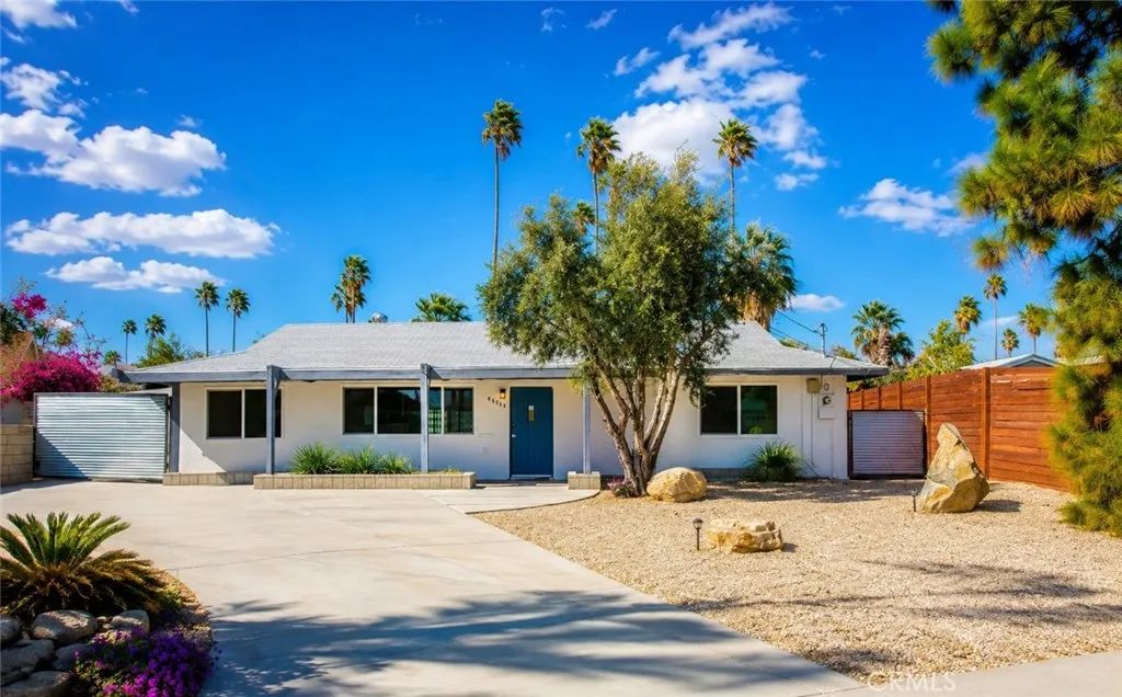 43035 Warner Trail, Palm Desert, CA 92211