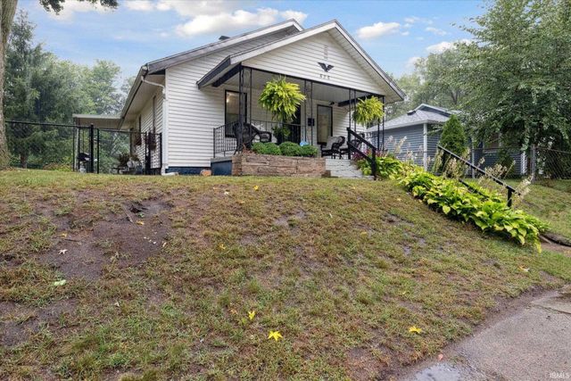 525 S 28th Street, South Bend, IN 46615