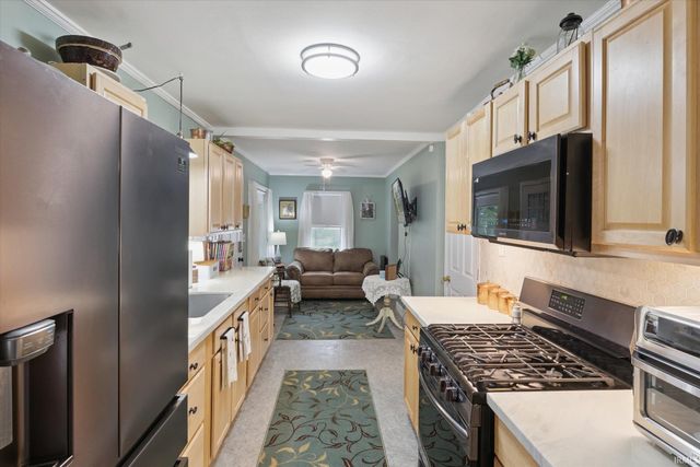 525 S 28th Street, South Bend, IN 46615