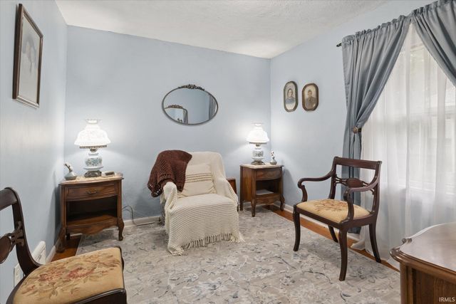 525 S 28th Street, South Bend, IN 46615