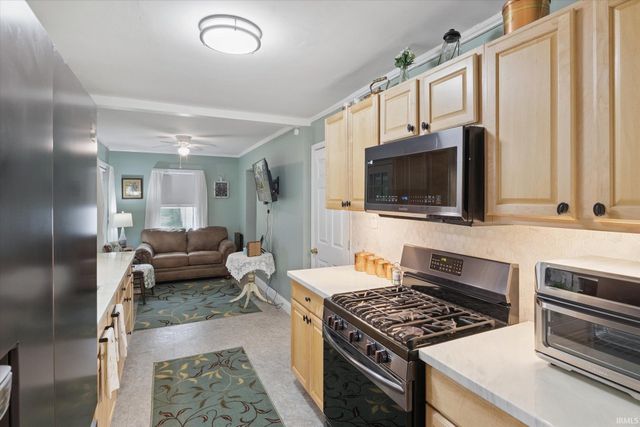 525 S 28th Street, South Bend, IN 46615