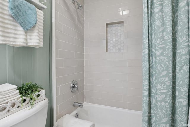 525 S 28th Street, South Bend, IN 46615