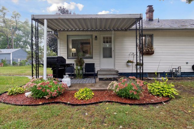 525 S 28th Street, South Bend, IN 46615