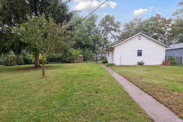 525 S 28th Street, South Bend, IN 46615