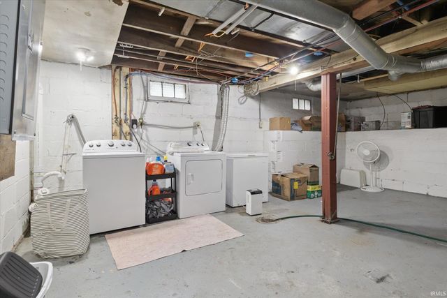525 S 28th Street, South Bend, IN 46615