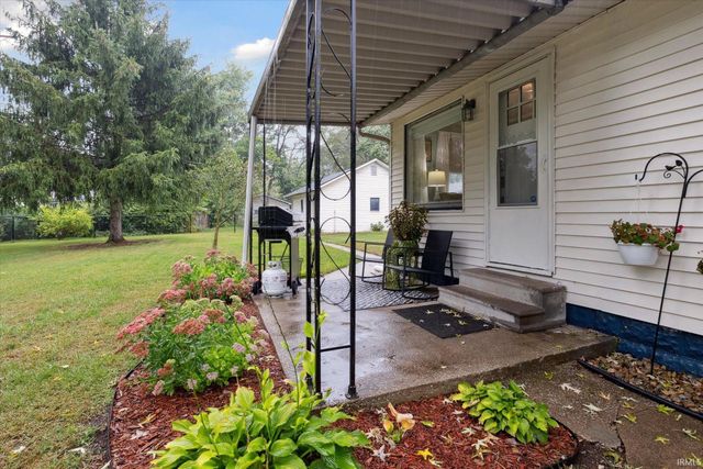 525 S 28th Street, South Bend, IN 46615