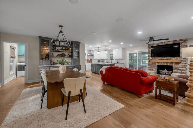 1232 Tishoff Drive, Lexington, KY 40502