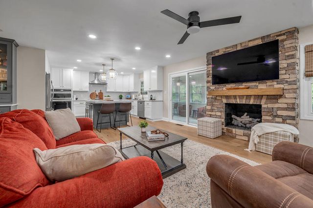 1232 Tishoff Drive, Lexington, KY 40502