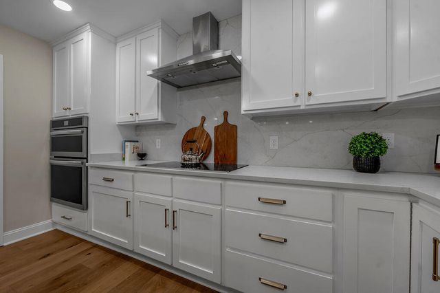 1232 Tishoff Drive, Lexington, KY 40502