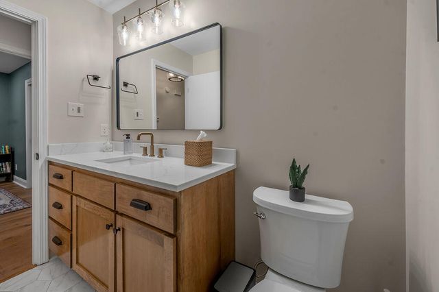 1232 Tishoff Drive, Lexington, KY 40502