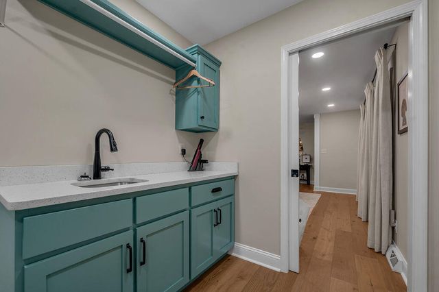 1232 Tishoff Drive, Lexington, KY 40502