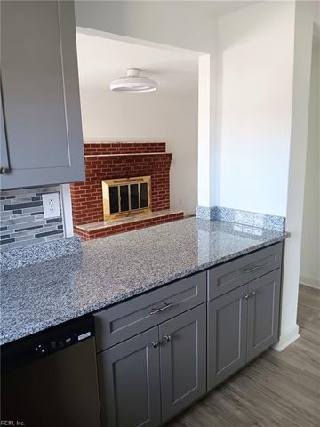 6634 Whitehorn DR, Norfolk, VA 23513