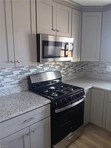 6634 Whitehorn DR, Norfolk, VA 23513