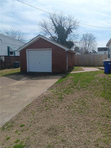 6634 Whitehorn DR, Norfolk, VA 23513