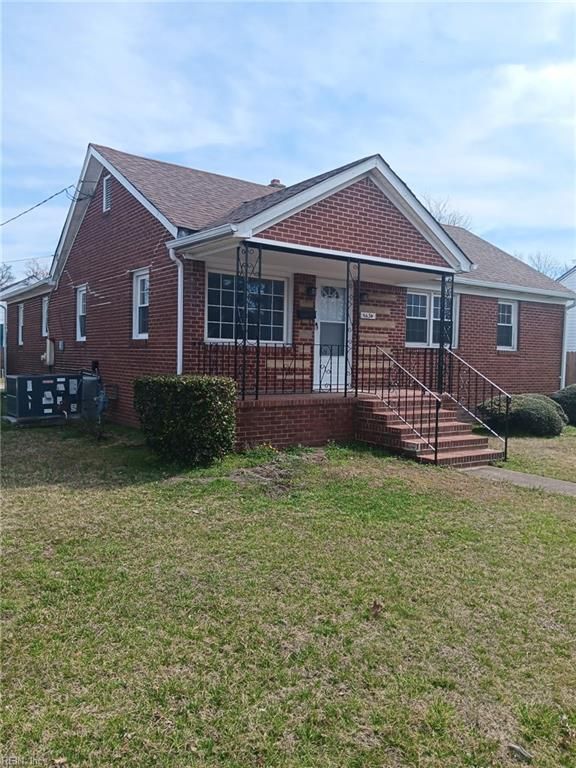 6634 Whitehorn DR, Norfolk, VA 23513