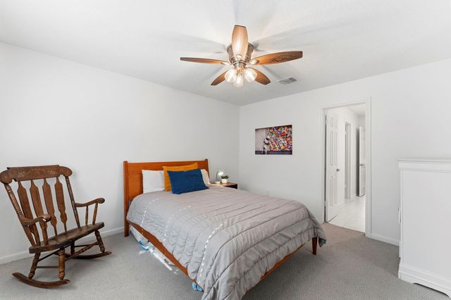 134 Quiet Oak Circle, The Woodlands, TX 77381