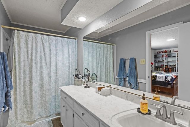 2909 Princeton Ave, Midland, TX 79701