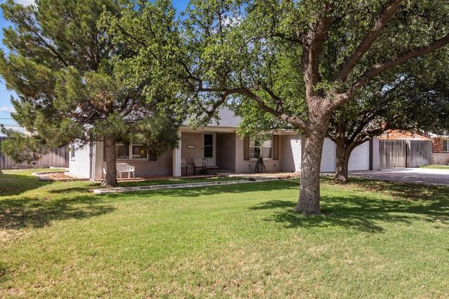 2909 Princeton Ave, Midland, TX 79701