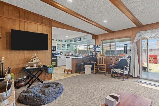 2909 Princeton Ave, Midland, TX 79701