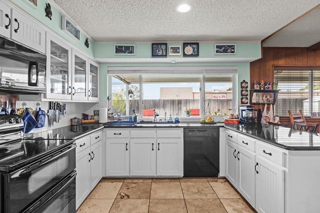 2909 Princeton Ave, Midland, TX 79701