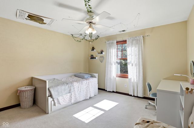 4030 Brockton Manor North Drive, Greenwood, IN 46143