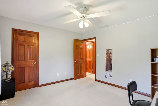 4030 Brockton Manor North Drive, Greenwood, IN 46143