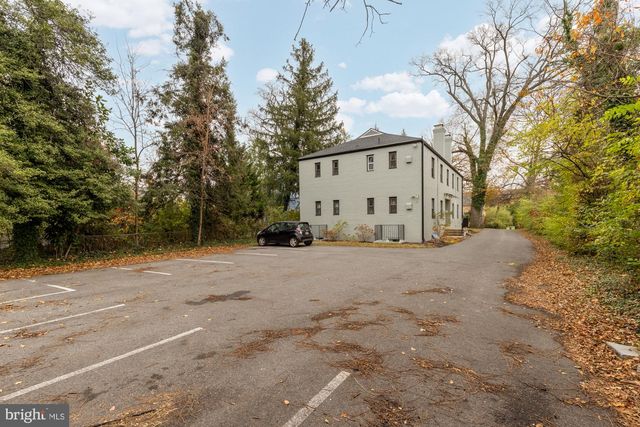 7404 COLUMBIA AVE, College Park, MD 20740