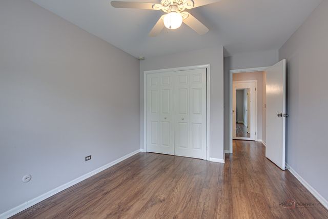 350 Brainerd Avenue 7B, Libertyville, IL 60048