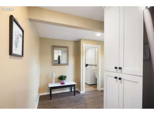 450 Hunsaker Ln, Eugene, OR 97404