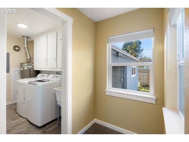 450 Hunsaker Ln, Eugene, OR 97404