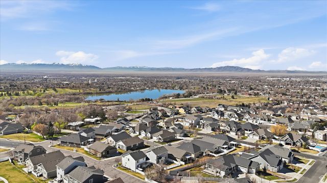 2113 E 1200 N, Layton, UT 84040