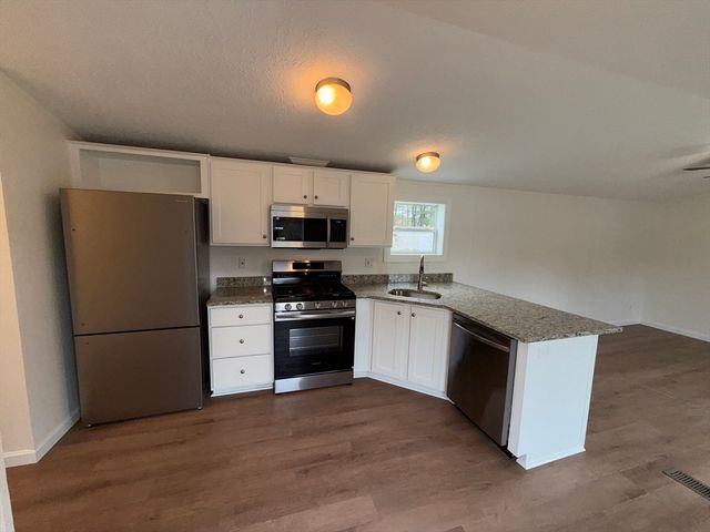 2900 Cranberry Hwy 42, Wareham, MA 02538