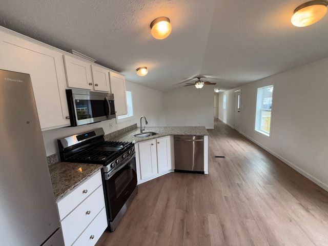 2900 Cranberry Hwy 42, Wareham, MA 02538