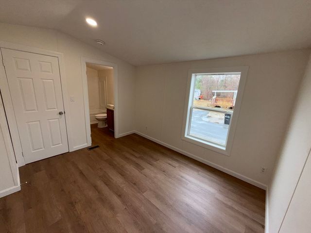 2900 Cranberry Hwy 42, Wareham, MA 02538