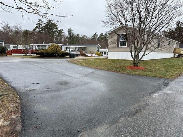 2900 Cranberry Hwy 42, Wareham, MA 02538