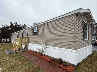 2900 Cranberry Hwy 42, Wareham, MA 02538