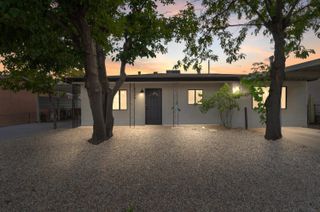 5728 DEL FRATE Place NW, Albuquerque, NM 87105