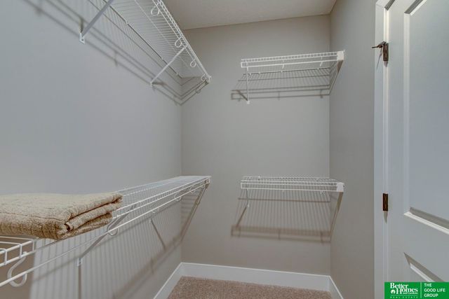 8105 S 177 Street, Omaha, NE 68136