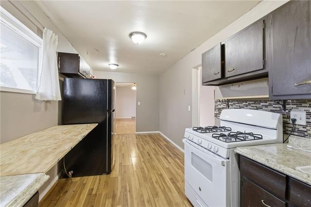 8703 Manchester Avenue, Raytown, MO 64138