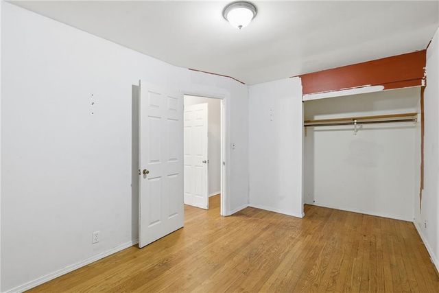 8703 Manchester Avenue, Raytown, MO 64138