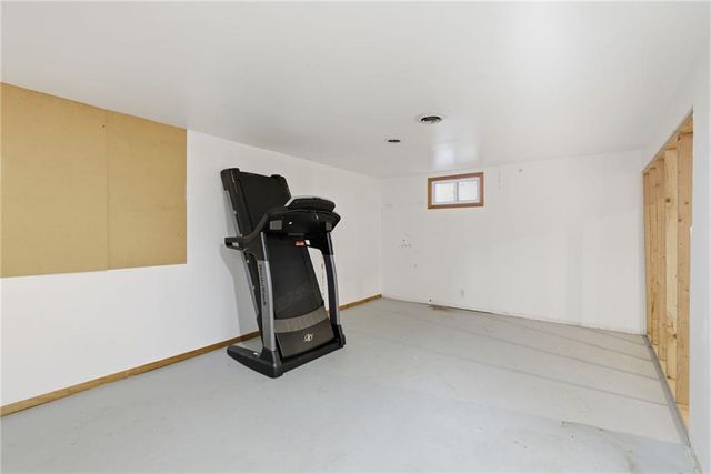 8703 Manchester Avenue, Raytown, MO 64138