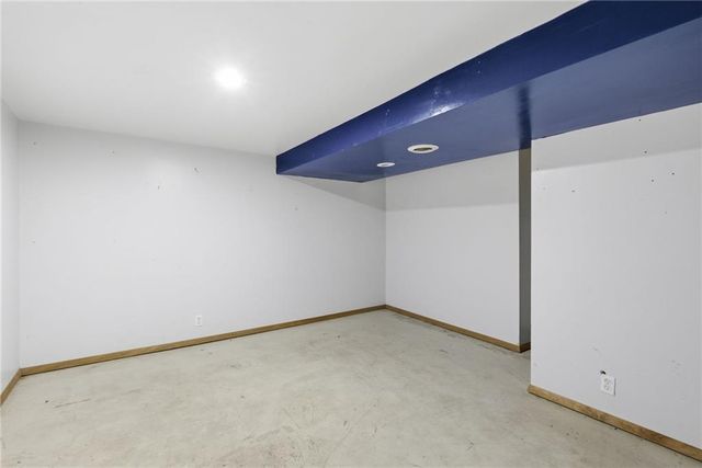 8703 Manchester Avenue, Raytown, MO 64138